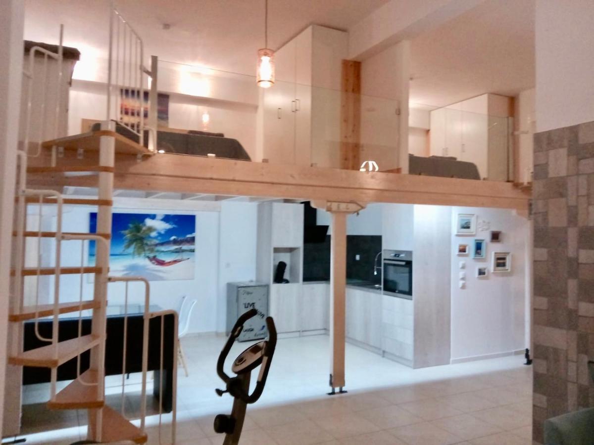 Vonitsa Loft Apartment 1 ภายนอก รูปภาพ